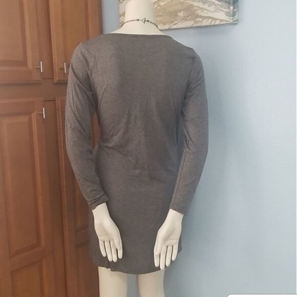 Lightweight tie front dress - Picture 5 of 7